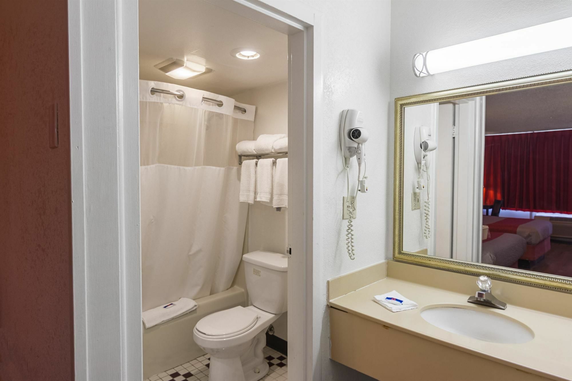 Motel 6-Groton, Ct - Casinos Nearby Bagian luar foto